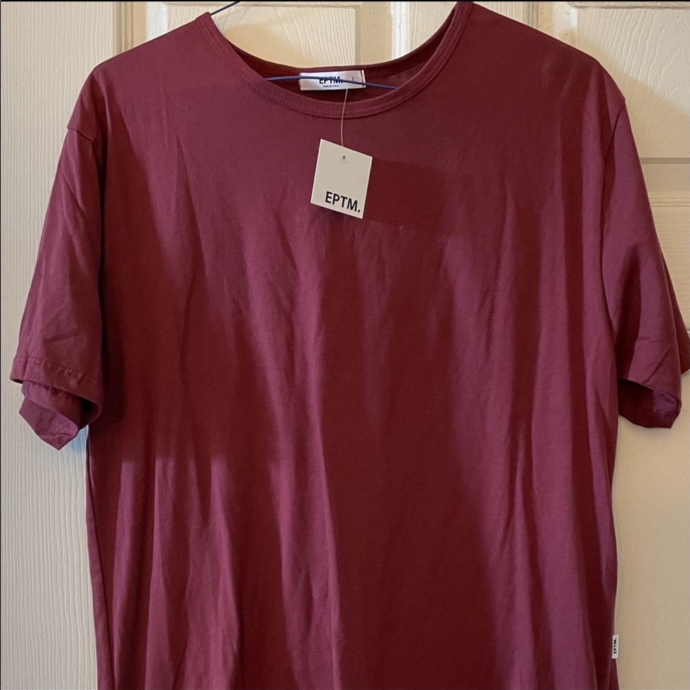 NWT: EPTM Men’s Side Zipper Original Long Tee